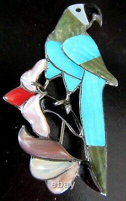 A MAHKEE Native American Zuni Sterling Inlaid Stone Bird Vintage Pin Brooch