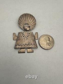 Cool Estate Vintage Sterling Tooled Navajo Kachina Sunface Pin Pendant