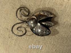JOE EBY GEEBIES HAND STAMPED LADY BUG 925 STERLING SILVER BROOCH PIN SW 5.75 g