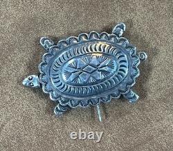 NAVAJO 925 Silver Vintage Shiny Patterned Turtle Motif Brooch Pin Signed NL