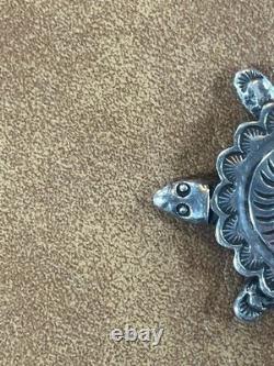 NAVAJO 925 Silver Vintage Shiny Patterned Turtle Motif Brooch Pin Signed NL