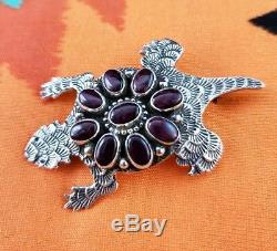 NAVAJO Handmade Sterling Silver and RARE Purple Spiny Oyster Horned Lizard Pin