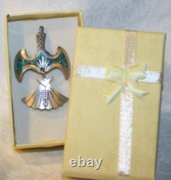 NAVAJO TOMMY SINGER SIGNED Tc TURQUOISE STERLING SILVER PEYOTE BIRD LAPEL PIN