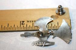 NAVAJO TOMMY SINGER SIGNED Tc TURQUOISE STERLING SILVER PEYOTE BIRD LAPEL PIN