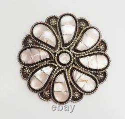 Native American 925 silver abalone flower pin pendant Faye Lowsayatee Zuni