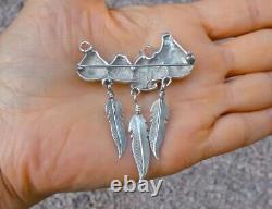 Native American Southwestern Sterling Silver Feather Pottery Brooch Pin