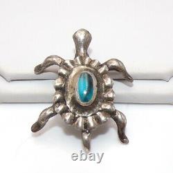 Native American Sterling Silver 3D Turtle Smoky Bisbee Blue Turquoise Pin LLB5