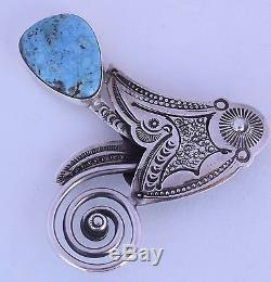 Native American, Yaqui Bisbee Turquoise sterling Silver pin brooch by Art Tafoya