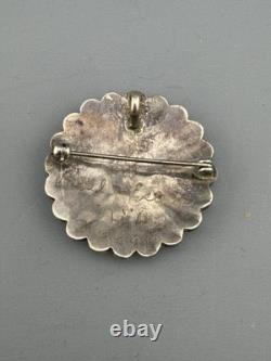 Native American Zuni Sterling Silver Brooch Pendant Signed Vendal Ester Nisha