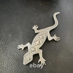 Native Navajo Handmade Stamped Lizard Pin Gecko Sterling Silver 15234