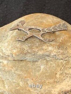 Native Road Runner Navajo Sterling Silver Stamped Old Pawn Pin Brooch 4104