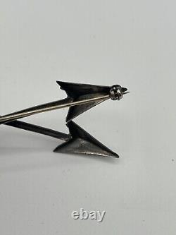 Old Pawn Native American Sterling Silver Large Arrow Brooch