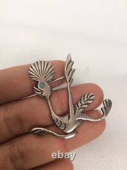 Old Pawn Native American Zuni Sterling turquoise Coral Roadrunner Pin Brooch