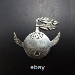 POWERFUL Signed Vintage NAVAJO Sterling Silver HORNED MOON Face PIN BROOCH