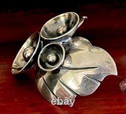Signed Vintage Native American Modernist Sterling Squash Blossom Brooch 24.35 G