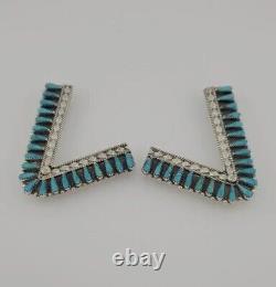 Tommy Lowe Navajo. 925 Petit Point Turquoise Collar Pins