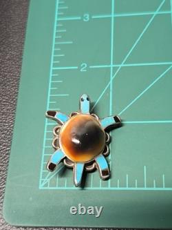 Vintage Native American Navajo Turtle Turquoise Sterling Silver Brooch Pin