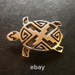 Vintage Native American Navajo turtle pin brooch jewelry marked JR Silversmiths