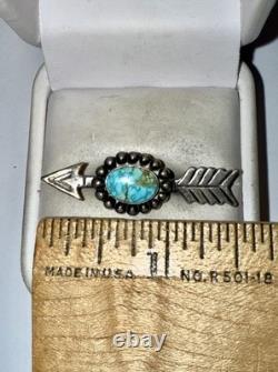 Vintage Native American Solid Sterling Silver Natural Turquoise Arrow Pin