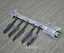 Vintage Native American Sterling Silver Arrow Feathers Pin Brooch