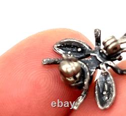 Vintage Navajo Native American Sterling Silver Turquoise Small Spider Bee Pin
