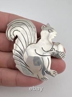 Vintage Navajo Sterling Silver Stamped Squirrel & Acorn Pin Brooch 2.5 20g