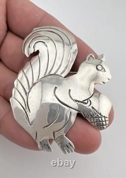 Vintage Navajo Sterling Silver Stamped Squirrel & Acorn Pin Brooch 2.5 20g