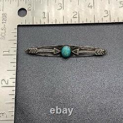 Vintage Navajo Turquoise Double Arrows Hand Stamped Silver Brooch Pin