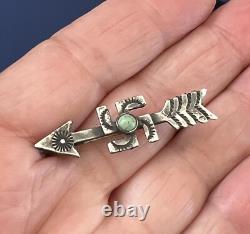 Vintage Sterling & Turquoise Applied Whirling Log Native Arrow Brooch Pin