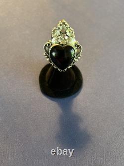 Vintage sterling silver Navajo Manygoats black onyx heart flowers pendant/pin