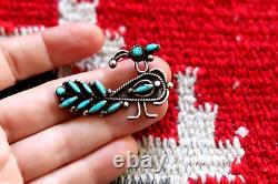 Vtg NEEDLEPOINT PETIT POINT snake eye TURQUOISE PEACOCK pin ster. Zuni old pawn