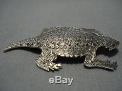 Wonderful Vintage Navajo Hand Carved Toad Lee Charly Sterling Silver Pin Pendant