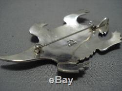 Wonderful Vintage Navajo Hand Carved Toad Lee Charly Sterling Silver Pin Pendant